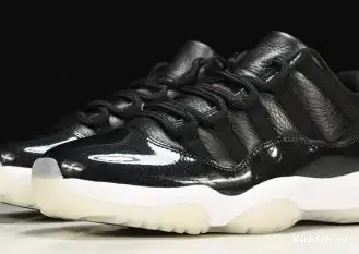 Retro 11 Low Jordan 0618